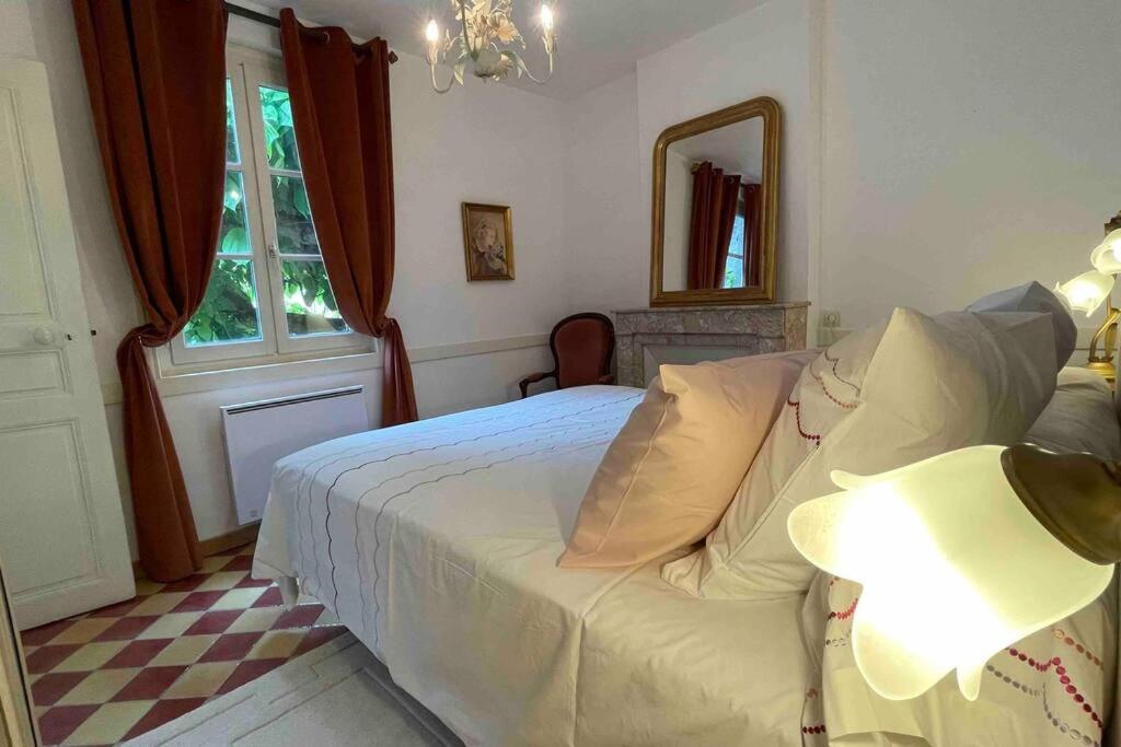 Gite De Charme Autun'Home ภายนอก รูปภาพ